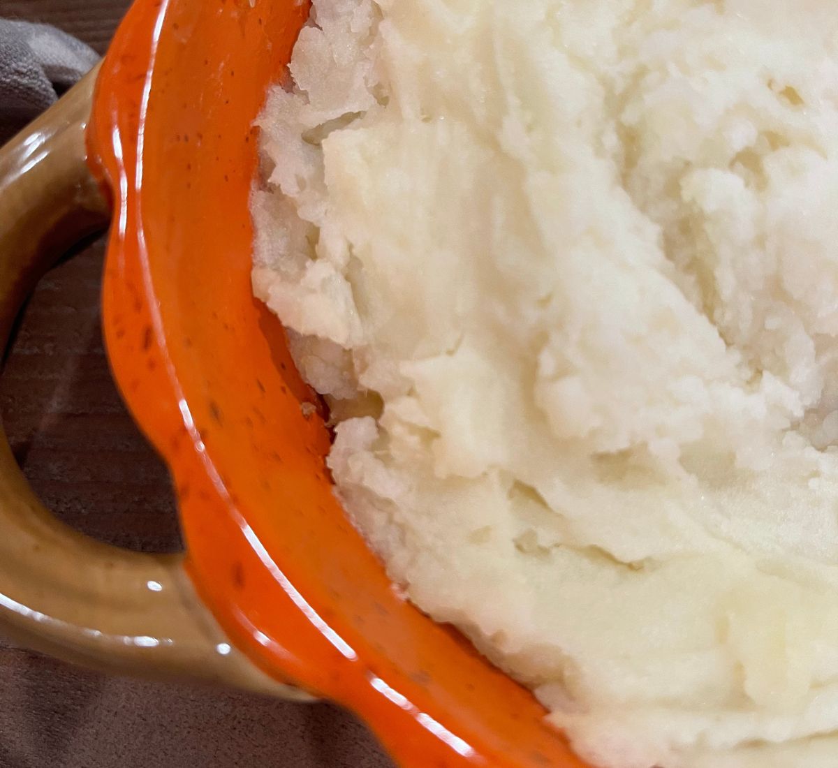 This Fluffy Russet Mashed Potatoes Recipe Will Rock Your World! - Meals