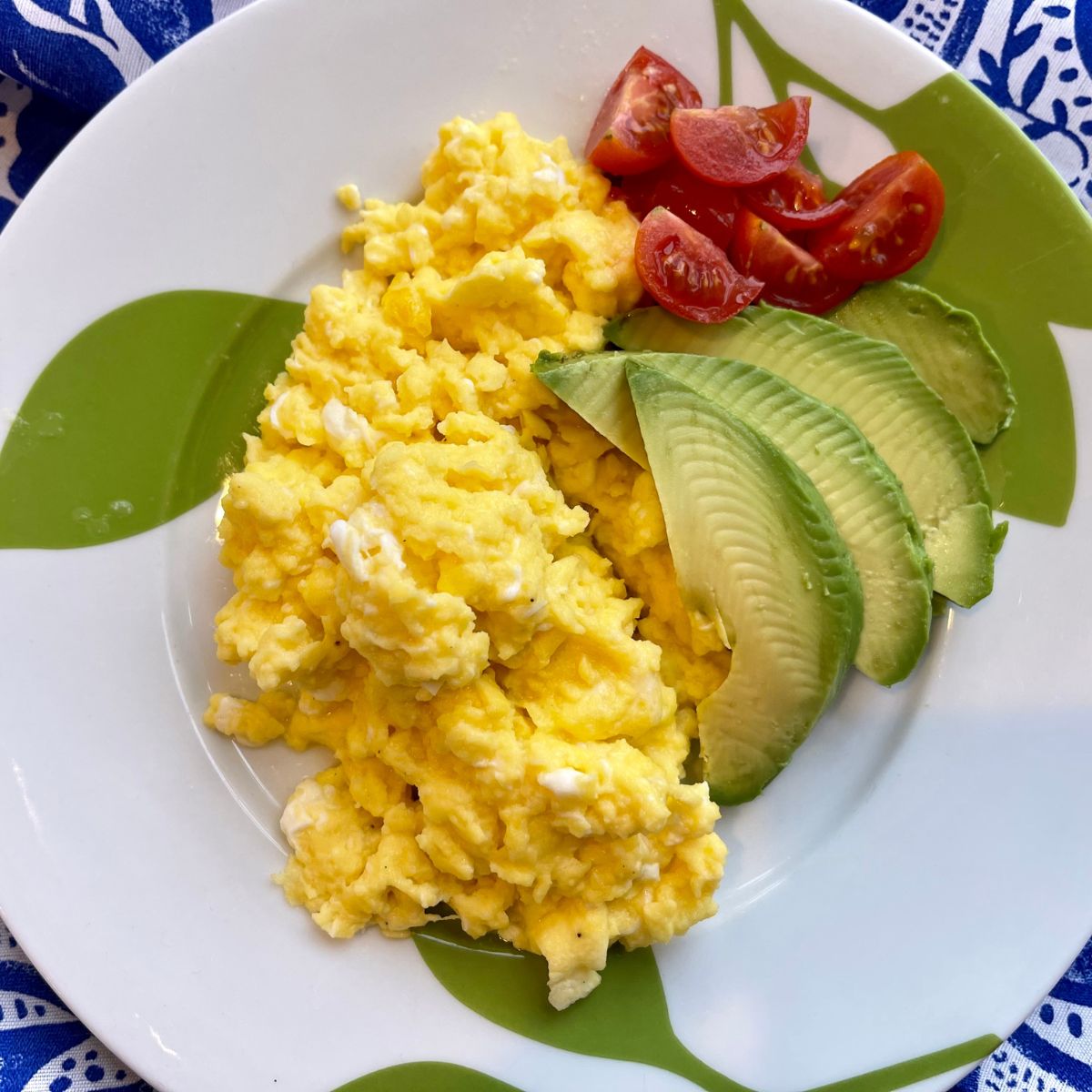 family-friendly-meal-plan-5-6-5-12-meals-with-maria